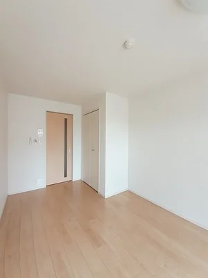 のマンスリーマンション・ウィークリーマンション「サンリットⅢ 206・洋室(No.1332945)」メイン画像