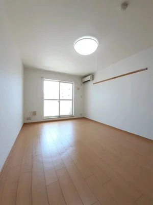 四国大学短期大学部周辺のマンスリーマンション・ウィークリーマンション「ＮＥＳＴスエヒロ 202・洋室(No.1332958)」メイン画像