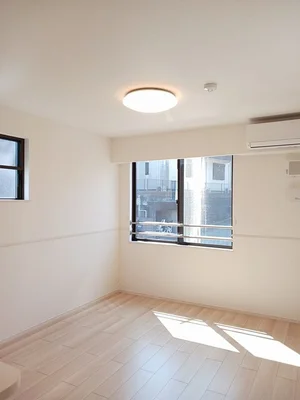 洗足学園音楽大学周辺のマンスリーマンション・ウィークリーマンション「Ｒｅｇｉｎａ．Ｙ 201・洋室(No.1332984)」メイン画像