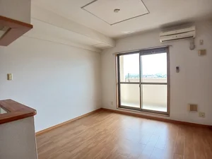のマンスリーマンション・ウィークリーマンション「グランソレイユ西中央 502・洋室(No.1333160)」メイン画像