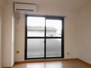 甲斐市のマンスリーマンション・ウィークリーマンション「ＥＸＥＣＵＴＩＶＥ　ＨＯＵＳＥ 102・洋室(No.1333270)」メイン画像