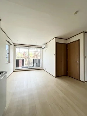 のマンスリーマンション・ウィークリーマンション「カームシーサイド　Ⅱ 201・洋室(No.1333272)」メイン画像