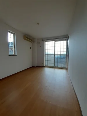 新潟県立大学周辺のマンスリーマンション・ウィークリーマンション「アーバンハウスⅡ 101・洋室(No.1333329)」メイン画像