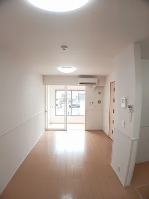 のマンスリーマンション・ウィークリーマンション「リンデン　タカキ 105・洋室(No.1333372)」メイン画像