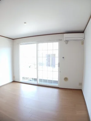 のマンスリーマンション・ウィークリーマンション「ラ　ペジーブルⅠ 102・洋室(No.1333378)」メイン画像