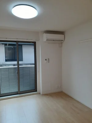 三重県の大東建託リーシング株式会社のマンスリーマンション・ウィークリーマンション「コリーヌ三重 102・洋室(No.1333383)」メイン画像