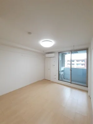 のマンスリーマンション・ウィークリーマンション「Ｆｏｒｓｔ　Ｖｉｌｌａ 403・洋室(No.1333487)」メイン画像