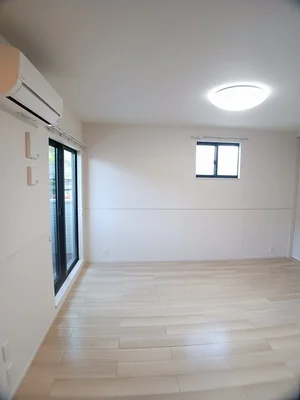 のマンスリーマンション・ウィークリーマンション「ユーキー・フカワ 203・洋室(No.1333582)」メイン画像