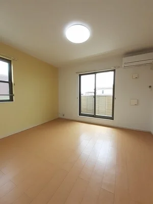 のマンスリーマンション・ウィークリーマンション「トミーズ・カーサ　Ⅱ 201・洋室(No.1333596)」メイン画像