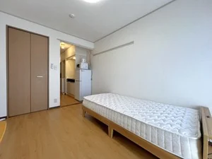 流山セントラルパーク駅（千葉県）のマンスリーマンション・ウィークリーマンション「🔷🔹🔸🔶⭐駐車場付き🚙⭐1Kタイプ⭐音が気になる方も安心な鉄骨造⭐【禁煙&Wi-Fi無料】⭐🔶🔸🔹🔷「K45」 101・1K(No.1333657)」メイン画像