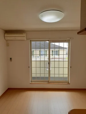 鈴鹿医療科学大学周辺のマンスリーマンション・ウィークリーマンション「ヴィクトリーⅡ 202・洋室(No.1333666)」メイン画像