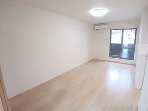 のマンスリーマンション・ウィークリーマンション「アイランドヒルズアミファイナル 201・洋室(No.1333755)」メイン画像