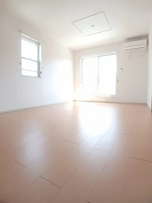 観音寺市のマンスリーマンション・ウィークリーマンション「サンガーデン　幸町　Ｂ 202・洋室(No.1333857)」メイン画像