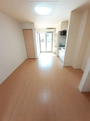 香川県のマンスリーマンション・ウィークリーマンション「Ｌｏｇｉａ　Ｓ 102・洋室(No.1333868)」メイン画像