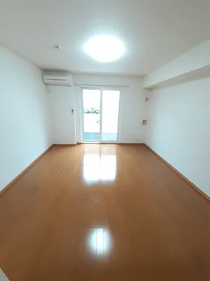 のマンスリーマンション・ウィークリーマンション「ヴィラ．ボートルージュＢ 102・洋室(No.1333899)」メイン画像