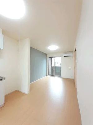 四国大学短期大学部周辺のマンスリーマンション・ウィークリーマンション「ポルト・ボヌールＭ　Ⅰ 103・洋室(No.1333941)」メイン画像