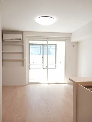 のマンスリーマンション・ウィークリーマンション「ベル　ルミエール　南Ⅲ 105・洋室(No.1333947)」メイン画像