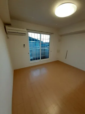 国立大学法人　三重大学医学部附属病院周辺のマンスリーマンション・ウィークリーマンション「マリーナ・ヴィラ　Ⅰ 202・洋室(No.1333974)」メイン画像