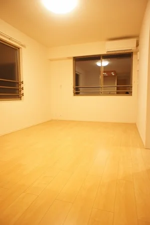 福島県のマンスリーマンション・ウィークリーマンション「アンソレイエⅤ 301・洋室(No.1334529)」メイン画像