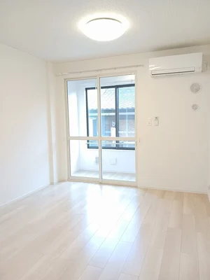 福島県のマンスリーマンション・ウィークリーマンション「ラ・ブリーゼ　平中山 103・洋室(No.1334535)」メイン画像