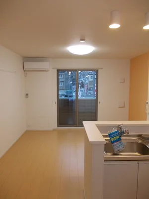 のマンスリーマンション・ウィークリーマンション「ガーデンハウス朝日山　Ｆ 105・洋室(No.1334639)」メイン画像