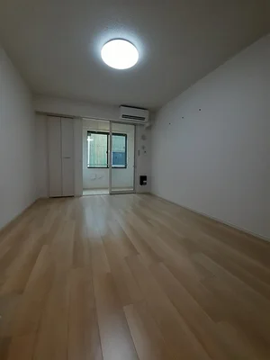 独立行政法人国立病院機構静岡医療センター周辺のマンスリーマンション・ウィークリーマンション「テェーニメント・フェイコム 103・洋室(No.1334747)」メイン画像