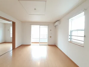 朝菜町駅（富山県）のマンスリーマンション・ウィークリーマンション「グロワールＡ 204・洋室(No.1334808)」メイン画像