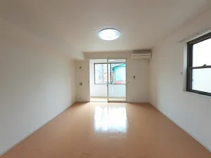 高岡駅（富山県）のマンスリーマンション・ウィークリーマンション「セトル・アンソレイユⅡ　Ｂ 103・洋室(No.1334810)」メイン画像