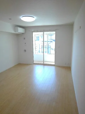 河北郡内灘町のマンスリーマンション・ウィークリーマンション「エクラⅩⅥ 102・洋室(No.1334828)」メイン画像