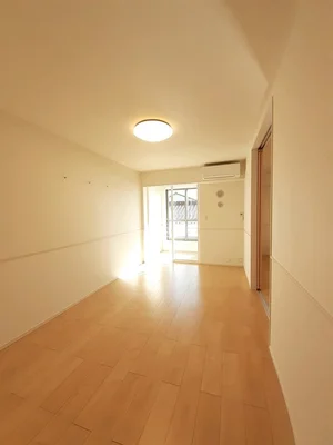 公立小松大学周辺のマンスリーマンション・ウィークリーマンション「メゾン・グレース 202・洋室(No.1334831)」メイン画像