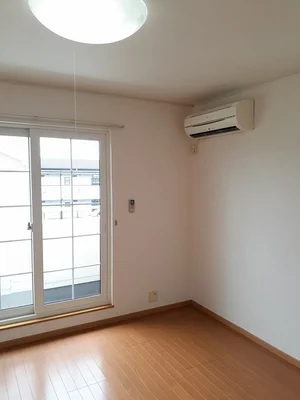 徳和駅（三重県）のマンスリーマンション・ウィークリーマンション「ヴォロンティエＡ棟 203・洋室(No.1334862)」メイン画像