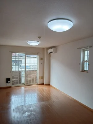 三重県の大東建託リーシング株式会社のマンスリーマンション・ウィークリーマンション「プリムローズ 101・洋室(No.1334864)」メイン画像