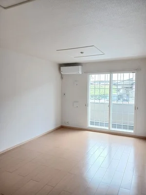 川越富洲原駅（三重県）のマンスリーマンション・ウィークリーマンション「フィオーレ　Ⅱ 102・洋室(No.1334869)」メイン画像