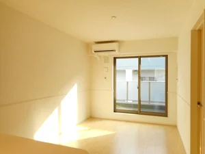 愛知県のマンスリーマンション・ウィークリーマンション「メゾン　シルフィード 206・洋室(No.1334882)」メイン画像