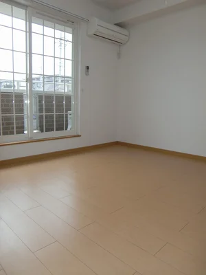 のマンスリーマンション・ウィークリーマンション「ソレイユカヤノ 202・洋室(No.1334896)」メイン画像