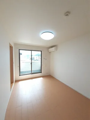 のマンスリーマンション・ウィークリーマンション「ラ・エトワール 204・洋室(No.1334902)」メイン画像