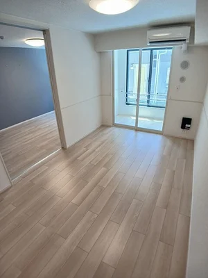 のマンスリーマンション・ウィークリーマンション「ウォーク，ドント　ラン 105・洋室(No.1334911)」メイン画像