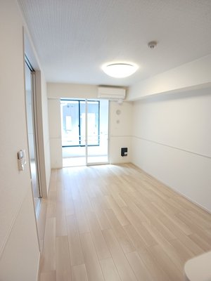 のマンスリーマンション・ウィークリーマンション「ウォーク，ドント　ラン 105・洋室(No.1334911)」メイン画像