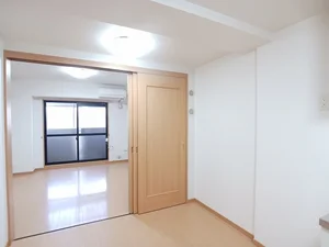 奈良県のマンスリーマンション・ウィークリーマンション「アリスト大和高田 301・洋室(No.1334947)」メイン画像