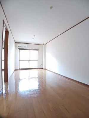 和歌山市駅（和歌山県）のマンスリーマンション・ウィークリーマンション「レフィナード吹上 203・洋室(No.1334990)」メイン画像