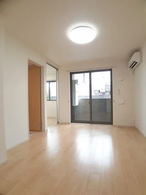 中松江駅（和歌山県）のマンスリーマンション・ウィークリーマンション「ガーデンコート 102・洋室(No.1335002)」メイン画像