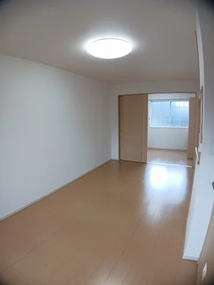 のマンスリーマンション・ウィークリーマンション「フラット・パイン 102・洋室(No.1335015)」メイン画像