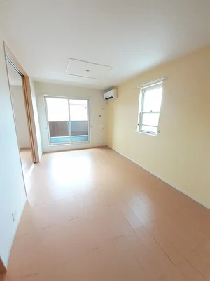 のマンスリーマンション・ウィークリーマンション「ア・ラ・モード中撫川 201・洋室(No.1335017)」メイン画像