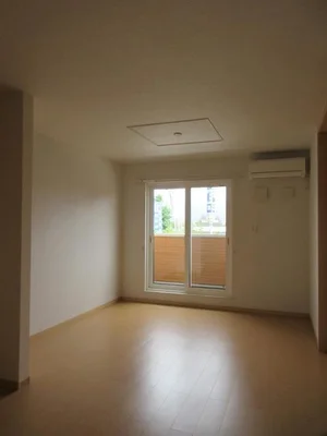 愛媛大学重信キャンパス周辺のマンスリーマンション・ウィークリーマンション「シュトラーレン 202・洋室(No.1335038)」メイン画像