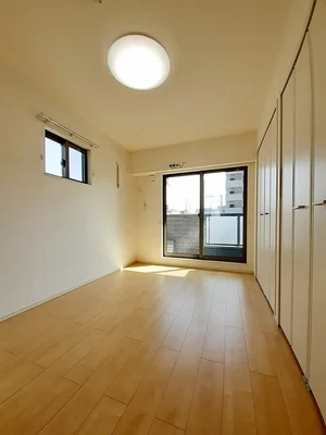 松山東雲女子大学周辺のマンスリーマンション・ウィークリーマンション「オ・ブーシュ道後 303・洋室(No.1335046)」メイン画像