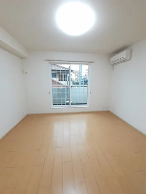 のマンスリーマンション・ウィークリーマンション「シャンブレ・ラ・ソレイユ 202・洋室(No.1335067)」メイン画像