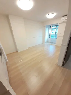 広島市のマンスリーマンション・ウィークリーマンション「カーサ・グランデ　Ｂ 102・洋室(No.1335079)」メイン画像