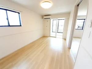 小城市のマンスリーマンション・ウィークリーマンション「アイメニーエヌケー　Ⅵ 101・洋室(No.1335153)」メイン画像