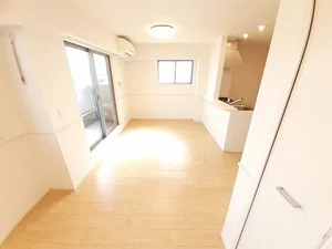 愛知県のマンスリーマンション・ウィークリーマンション「ラソワ笹原Ⅰ 201・洋室(No.1335279)」メイン画像