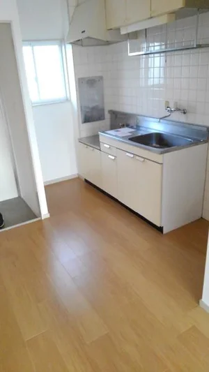 三重県厚生農業協同組合連合会鈴鹿中央総合病院周辺のマンスリーマンション・ウィークリーマンション「シティハイツＴＯＭＯ　Ａ棟 1-A・洋室(No.1335286)」メイン画像